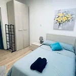 Cozy Apartment With 2 Bedroom In A Central Location