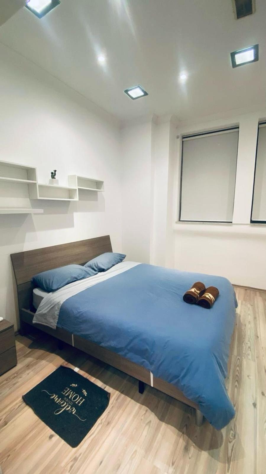Cozy With 2 Bedroom In A Location *