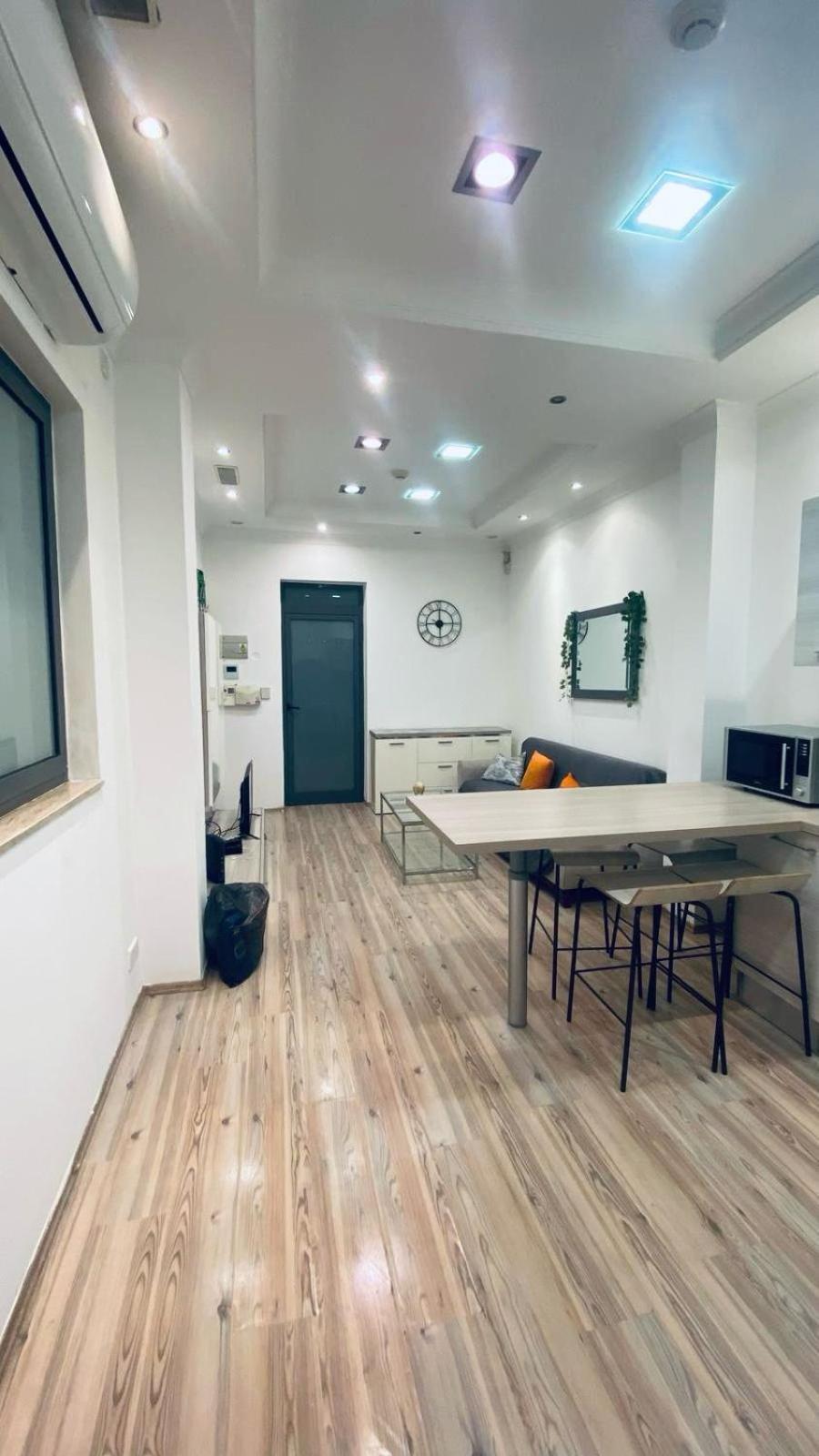 Cozy With 2 Bedroom In A Location Saint Julian's